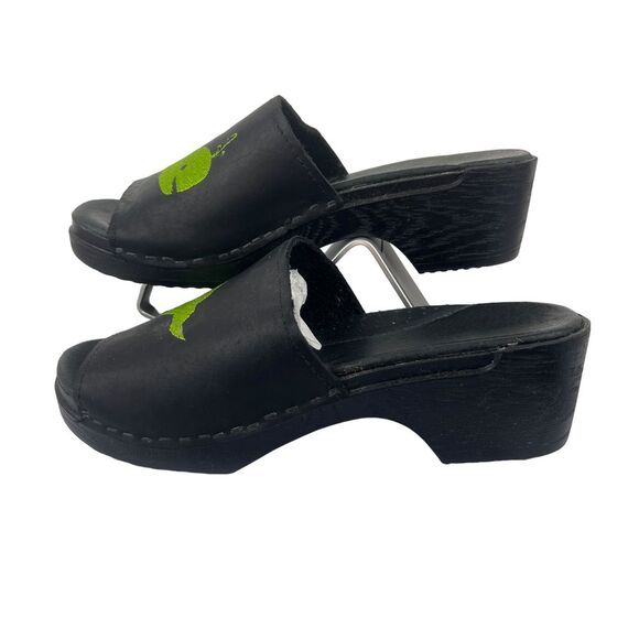 PREPPY Unique Vintage Custom Y2K Green Whale Slide Black Leather Size 40 US‎ 9 - Picture 1 of 5